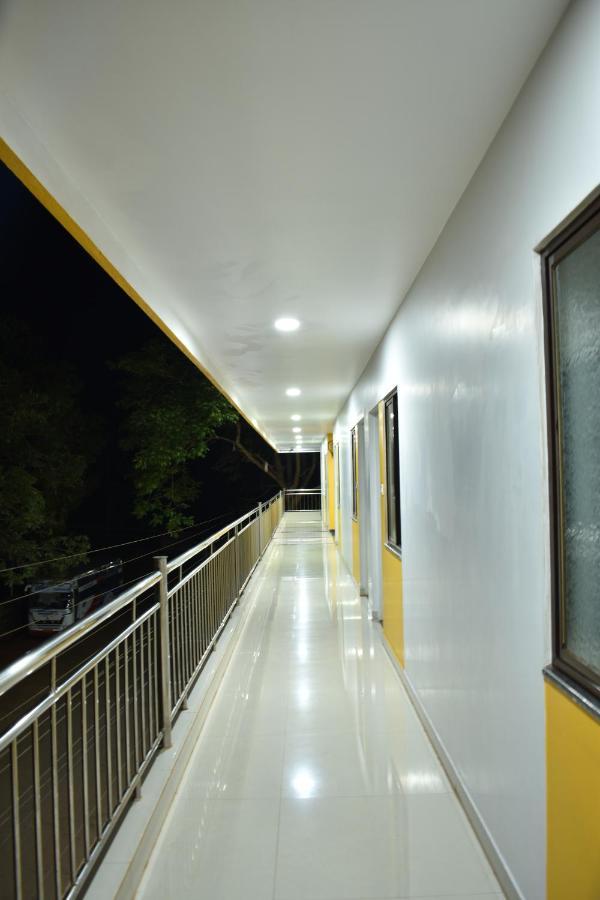Hotel Gananjaya Gokarna  Zewnętrze zdjęcie